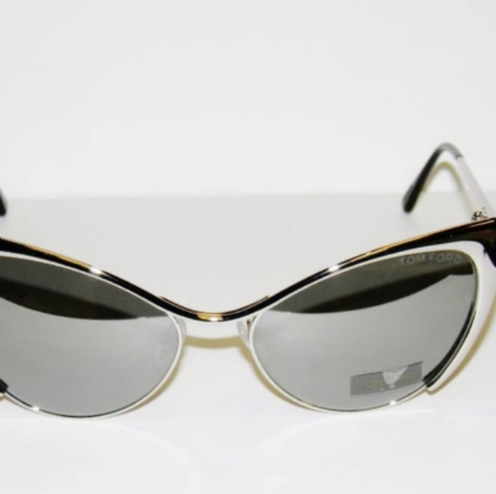 Tom Ford Brand New Gorgeous Sunglasses - Picture 4 of 11